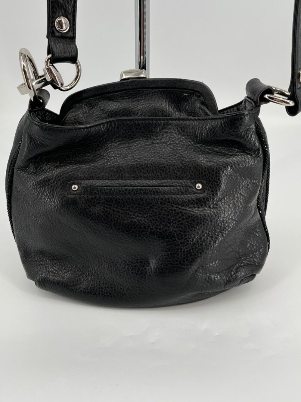 B Makowsky Drawstring Bucket Bag Black Pebbled Leather Silver Hardware Pocket - Picture 4 of 13